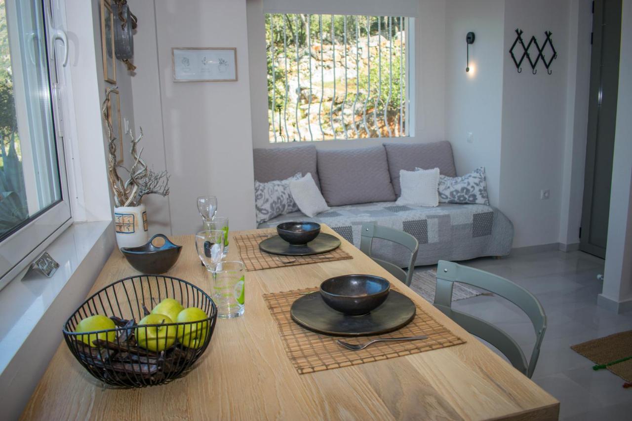 Aloe Meli Apartment Kalamata Exterior foto