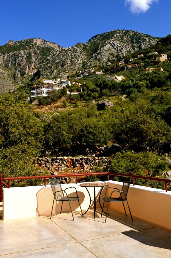Aloe Meli Apartment Kalamata Exterior foto